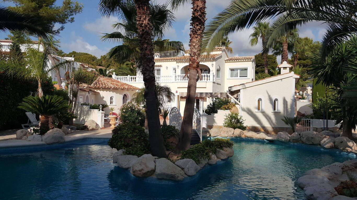 Calle Montblanc 1 MORAIRA