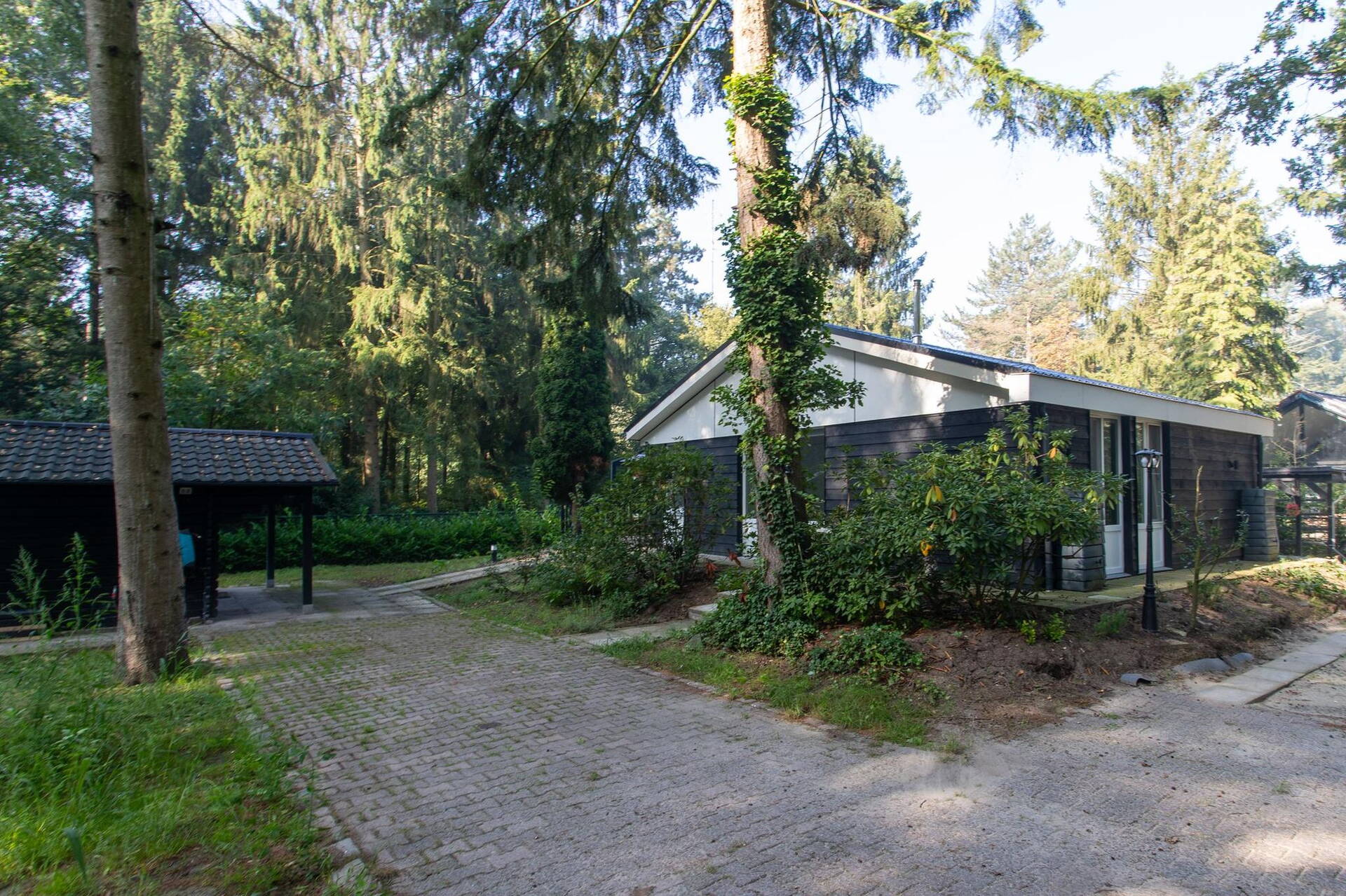 De Stille Wille 224 OOST WEST EN MIDDELBEERS